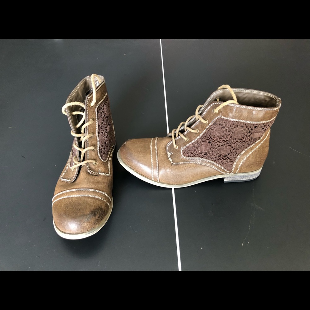 Brown ankle boots